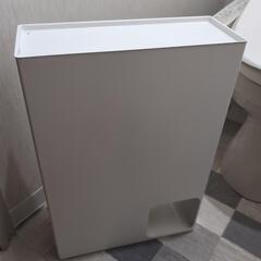 トイレットペーパー収納