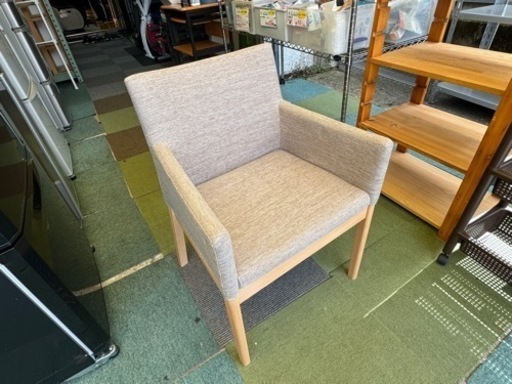 【リサイクルサービス八光】ニトリ　ダイニングチェア(NコレクションC-50P肘付き)