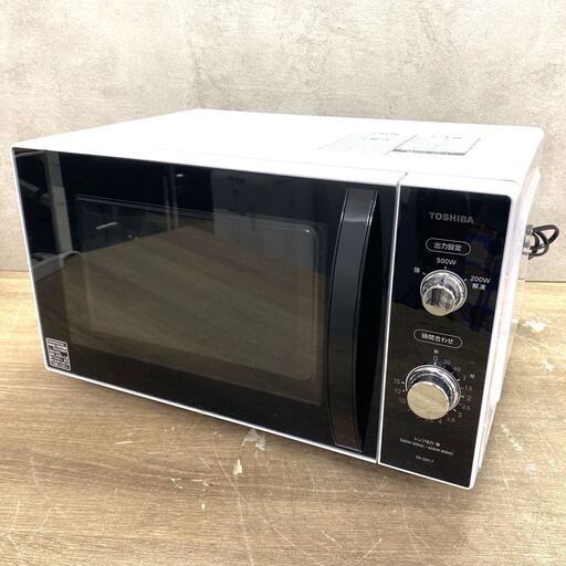05/01 終 2020年製 TOSHIBA 東芝 電子レンジ ER-SM17 白 ホワイト 動作確認済 24c菊HG