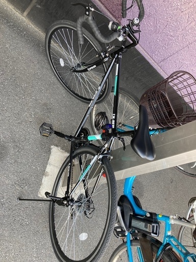 ほぼ新品ロードバイク譲ります