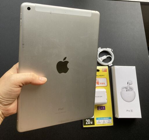 iPad 8th WiFi Cellular 32GB SIM フリー シルバー