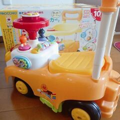 【値下げ】アンパンよくばりビジカー、足こぎ車の画像