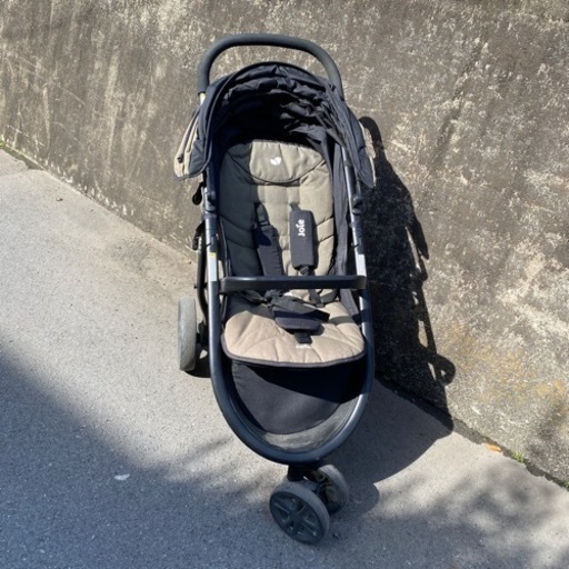 再再値下げ！【お値段交渉できます】ジョイー　ベビーカー、チャイルドシート、ベース、レインカバーの4点セット子供用品 ベビー用品 ベビーカー、バギー