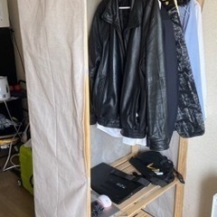 木製クローゼット