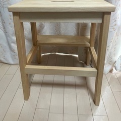 IKEA  木製　踏み台の画像