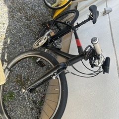 自転車 クロスバイクの画像