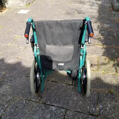 車椅子の画像