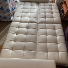 ソファーベッド美品オフホワイト