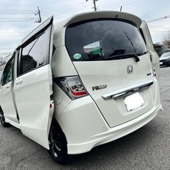 HONDA フリード HYBRIDの画像