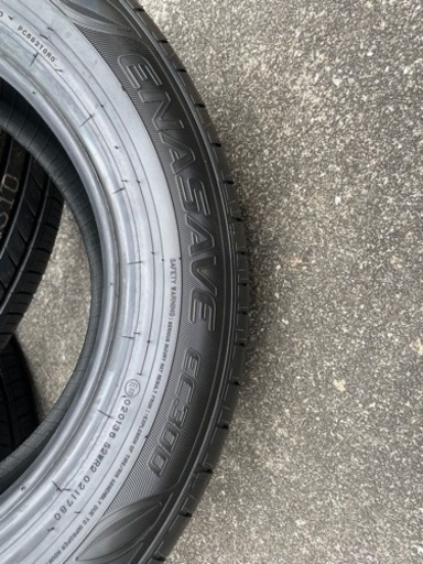 タイヤ値下げしました　新車取外し