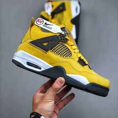 未使用 Air Jordan 4   ジョーダン4　スニーカー