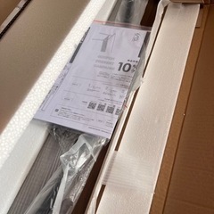 【新品未使用】テーブルの画像