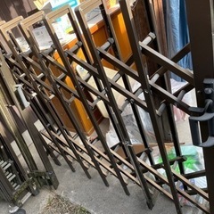駐車場柵の画像