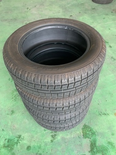 車のパーツ タイヤ、ホイール