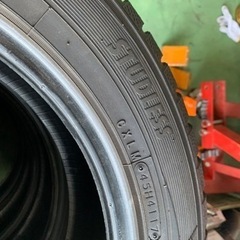 車のパーツ タイヤ、ホイールの画像