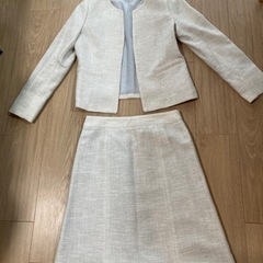 NOLLY’S スーツ　入学式などに