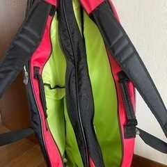  テニスバッグの画像