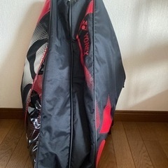 テニスバッグの画像