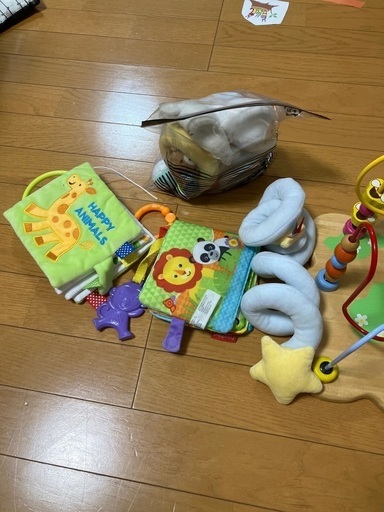 ぬいぐるみ、おもちゃ