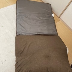 【受付終了・捨てました】壊れたソファベッド　ニトリ　　の画像