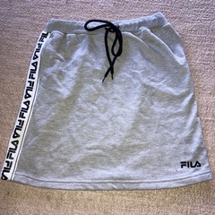 美品FILA Mサイズ キッズスカート 
