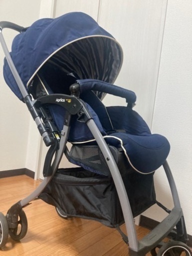 【値下】Apricaベビーカー　ラクーナソファークッション/A型