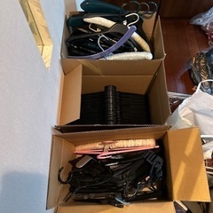 クリーニングハンガー 洗濯用品 ハンガーの画像