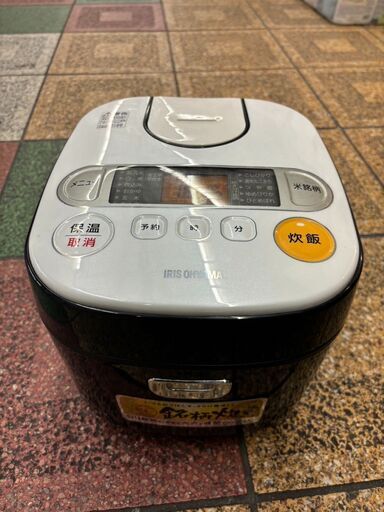 ☆中古￥3,000！IRIS OHYAMA　3合炊飯ジャー　家電　2017年製　RC-MA50-B型　【BC230】