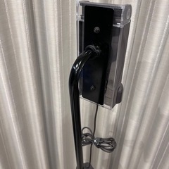 【取引中】ダイソン　バッテリー　収納ブラケット　スタンドの画像