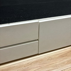 家具 白色ベッド　引き出し・コンセントありの画像