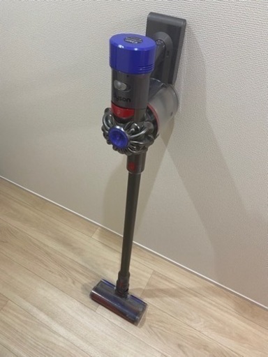 【ジャンク品】ダイソン V8 フラフィ プラス　本体+お掃除ツール
