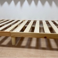 【取引終了】シングルベッド(木製フレーム・ウレタンマットレス付き)の画像