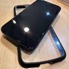 美品！　iPhone SE2 ブラック 64GB SE 第二世代バッテリー純正交換 95%  SIMロック解除の画像