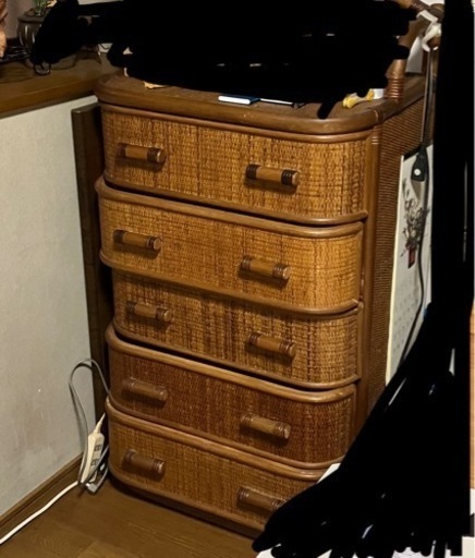 藤の収納家具