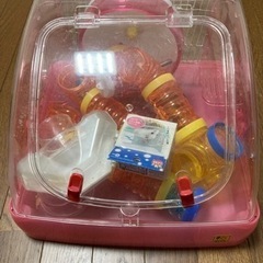 ハムスターのケージ　網部分に割れあり