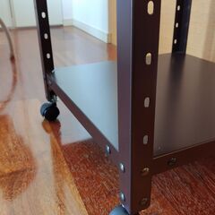 ◆只今お取引中です◆　差し上げます　キタジマのスチールラック　　45㎝×45㎝×78㎝　キャスター付の画像