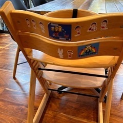 子供椅子　の画像