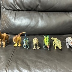 アニア恐竜　　9体　箱あり、新品含むの画像