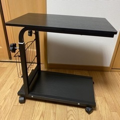 サイドテーブル