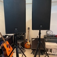 パワードミキサー、パッシブスピーカー×2、スピーカースタンド×2の画像