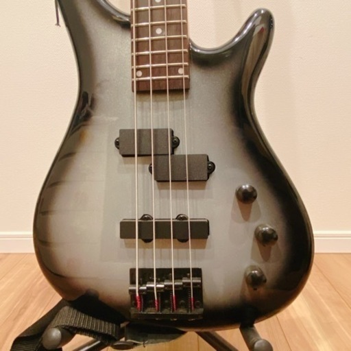 Photogenic 4弦ベースギター