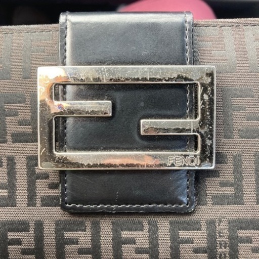 FENDI財布　
