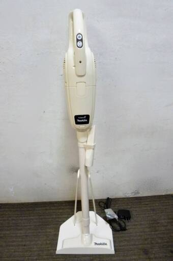 マキタ　充電式クリーナー(スタンド付)　CL103DX　動作良好　10.8V　紙パック式　ホワイト　MAKITA