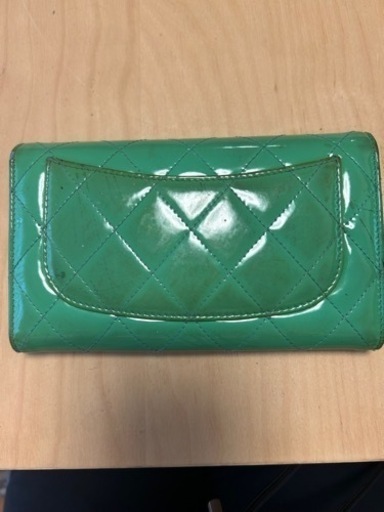 　CHANEL 財布