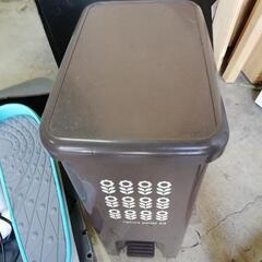 家具 収納家具 本棚の画像