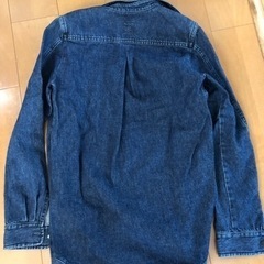 デニムジャケットの画像
