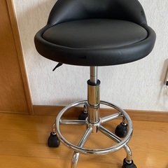 回転椅子です
