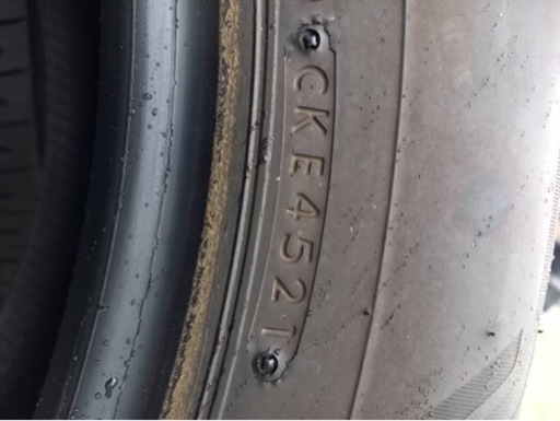 車のパーツ タイヤ、ホイール