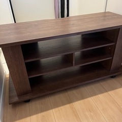 テレビ台譲ります