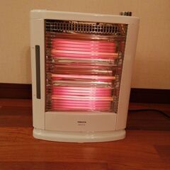遠赤外線ヒーター　加湿機能付き　ストーブ　今日の午後引取りに来れ...